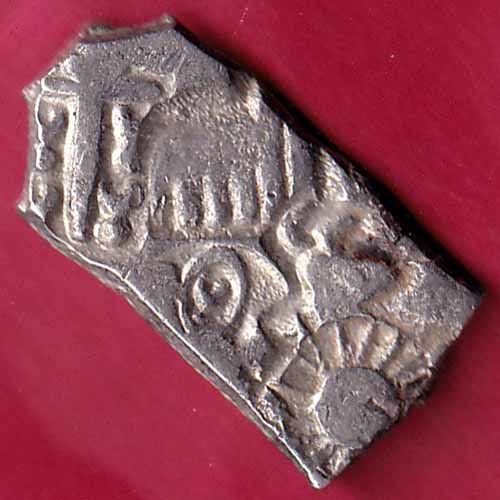 ANCIENT INDIA MAURYAN PERIOD MAGADH DYNASTY ANIMAL STANDING SILVER PUNCHMARK– FB3585