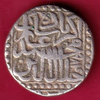 MUGHALS AKBAR MALPUR MINT PARTLY VISIBLE ONE RUPEE RARE SILVER COIN–FB4945
