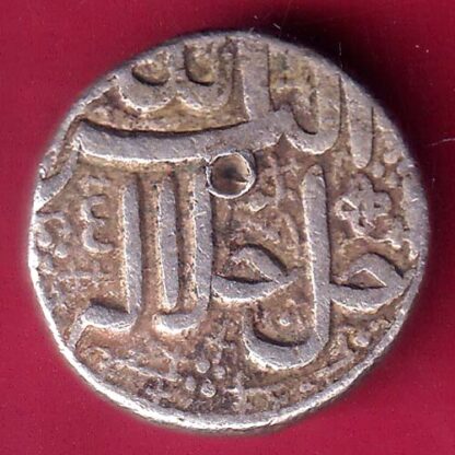 MUGHALS AKBAR AHMEDABAD MINT ONE RUPEE SILVER COIN - FB9379