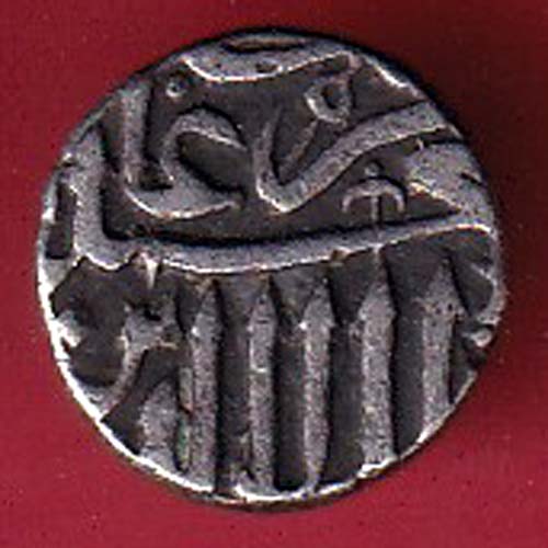 MUGHALS MOHD. AKBAR HALF MAHMUDI SILVER COIN :- FC7267
