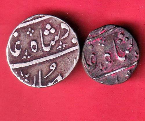 2 COINS SET:- ONE RUPEE / HALF RUPEE Maratha conf. Ankushi Mark Nagri double “ga” Ahmedabad Mint silver coin- FC9101 - Image 2